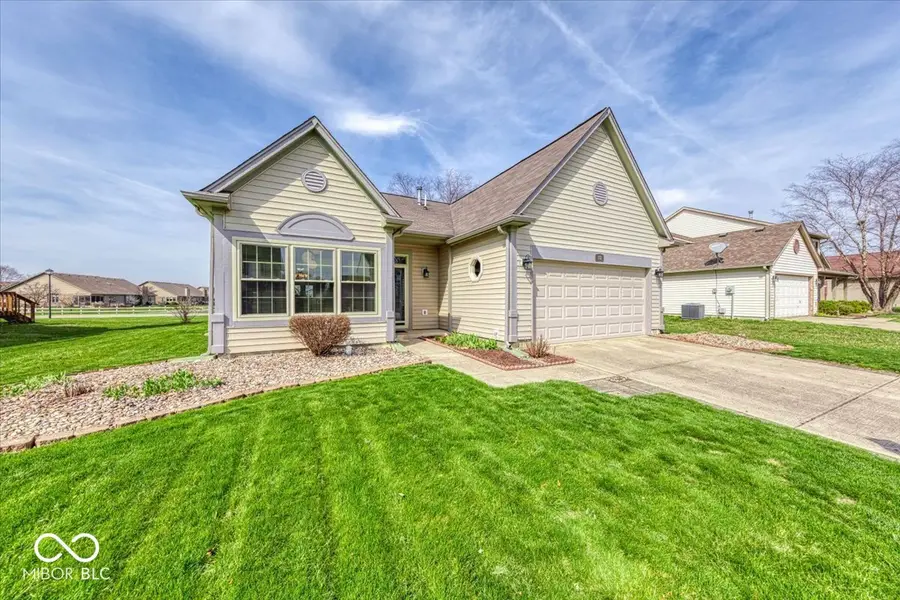 502 Alton Drive, Greenwood, IN 46143 - #2