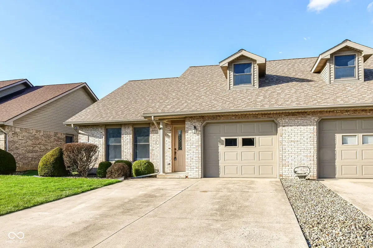 725 Santa Fe Boulevard, Kokomo, IN 46901 - #1