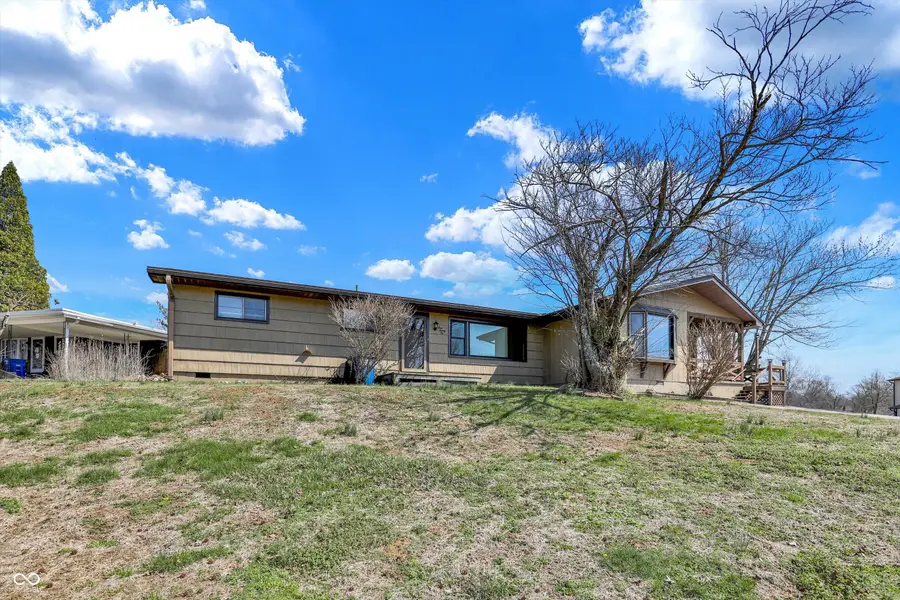 122 Edgewood Drive, Bedford, IN 47421 - #2