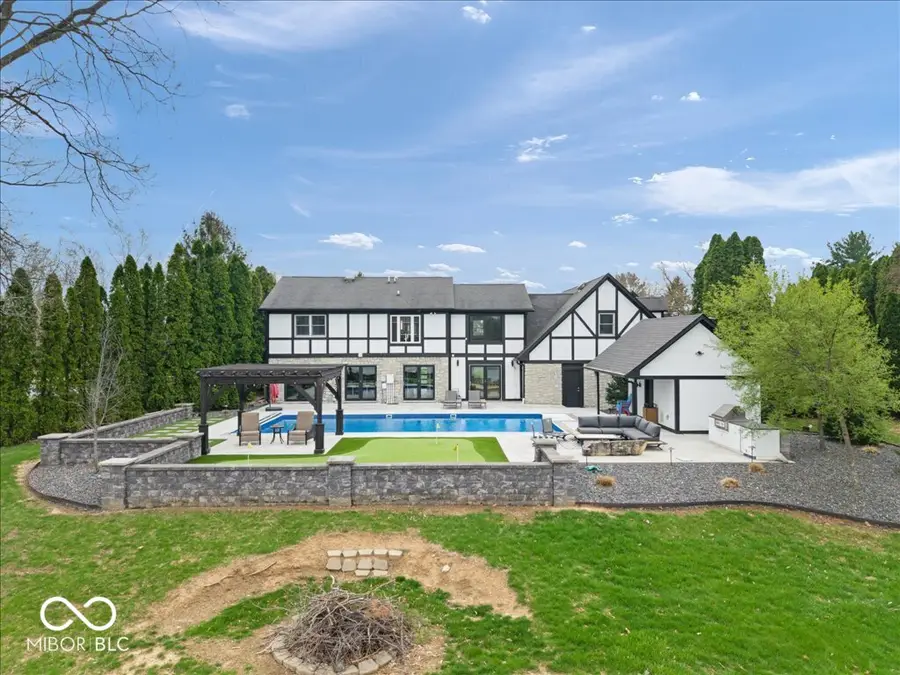 5720 N Sugar Hills Drive, Greenfield, IN 46140 - #2