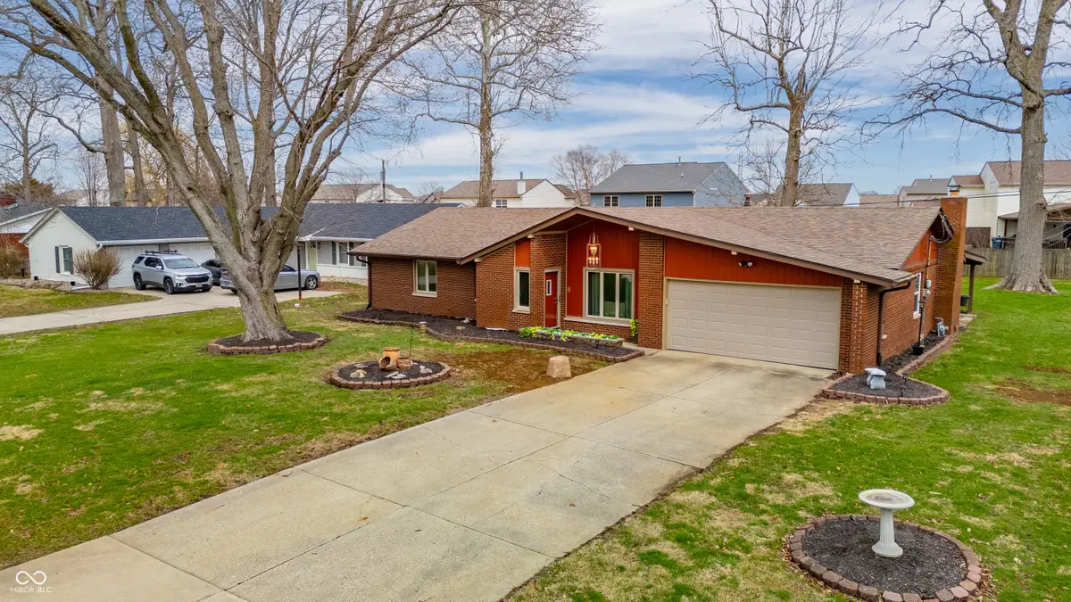 6604 Robinhood Drive, Anderson, IN 46013 - #1