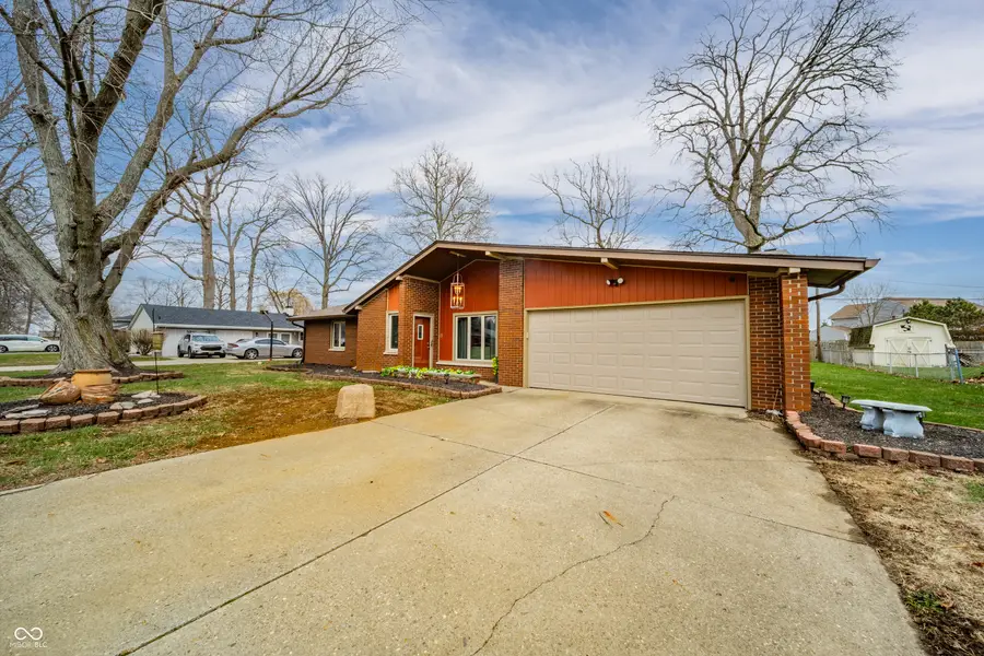 6604 Robinhood Drive, Anderson, IN 46013 - #2