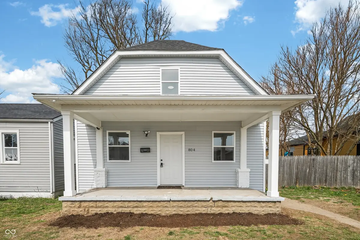 804 W Laurel Street, Seymour, IN 47274 - #1