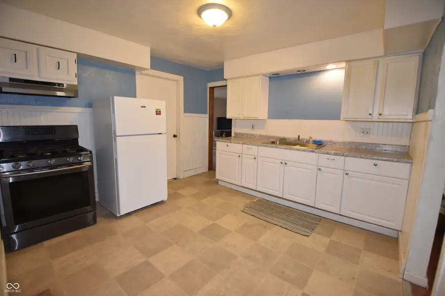 215 Eikenberry Street, Greenfield, IN 46140 - #3