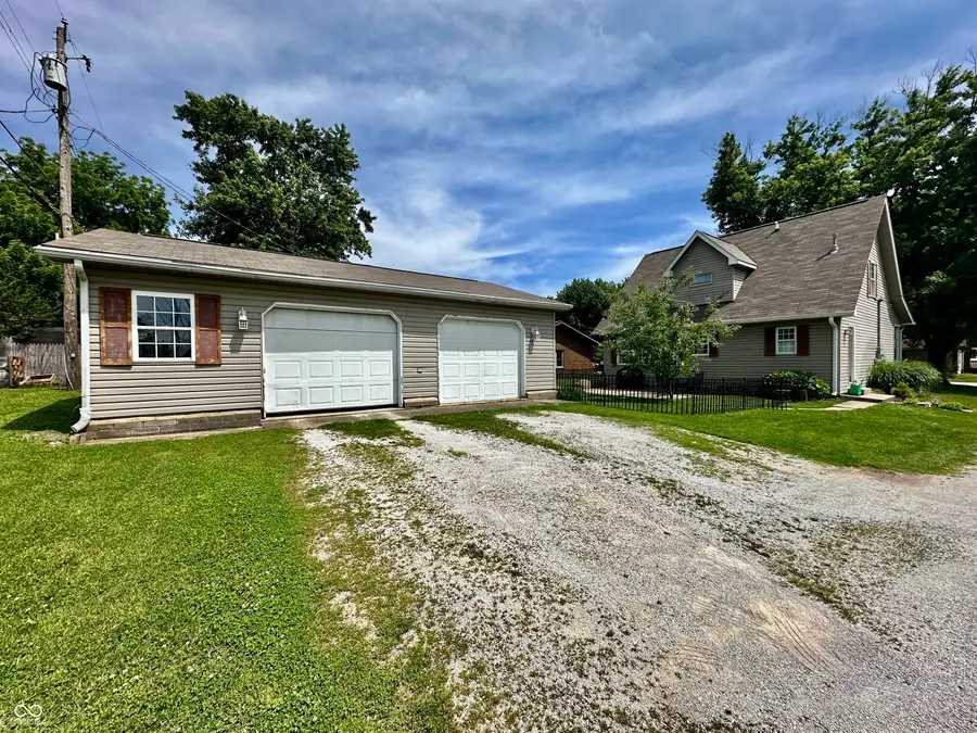 1160 E Jackson Street, Martinsville, IN 46151 - #2