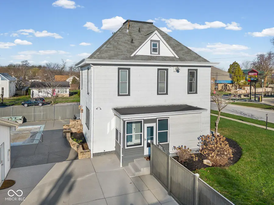 400 S Prairie Street, Brookston, IN 47923 - #2