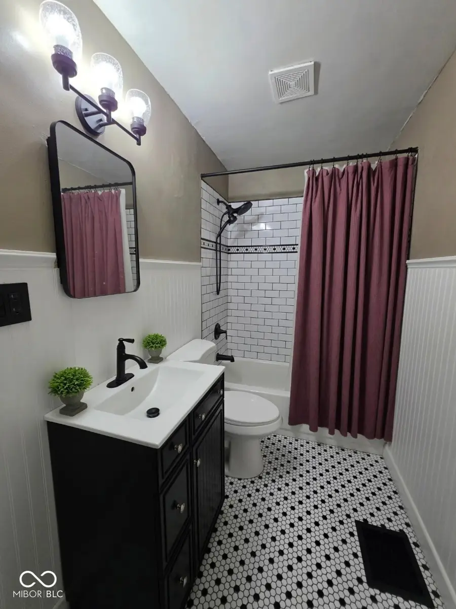 1661 N Pasadena Street, Indianapolis, IN 46219 - #3