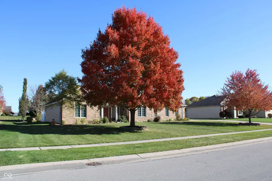 408 Steeplechase Drive, Auburn, IN 46706 - #3