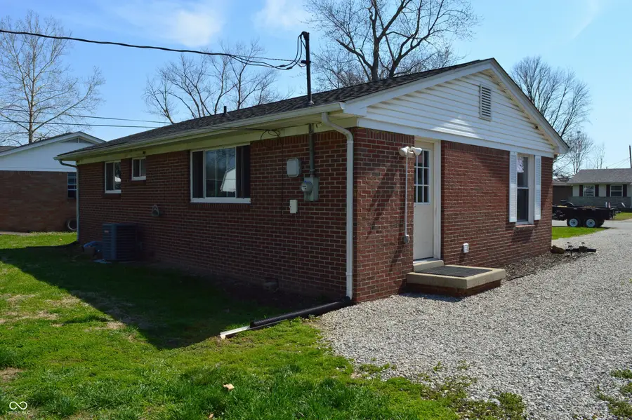 737 Brookhaven Drive, Seymour, IN 47274 - #3