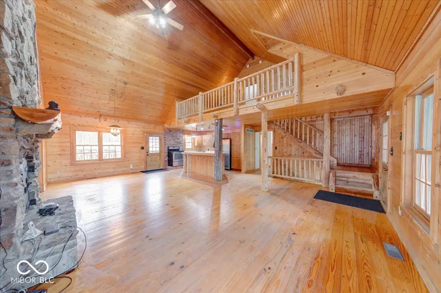 459 W Gold Creek Road, Mooresville, IN 46158 - #2