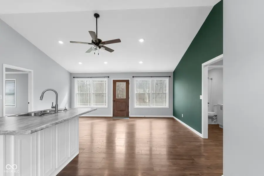 323 S County Road 1125 E, Seymour, IN 47274 - #3