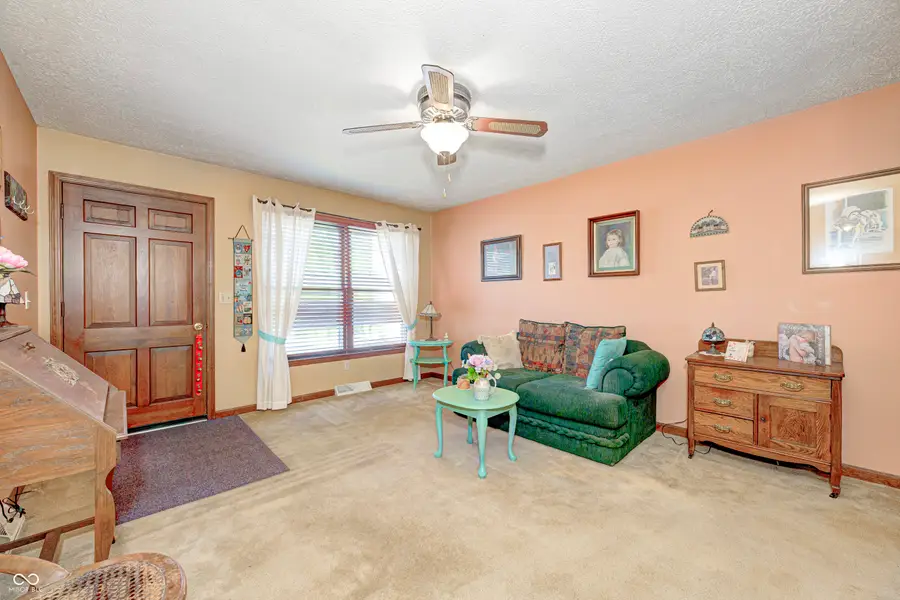 253 N Tennessee Street, Danville, IN 46122 - #2