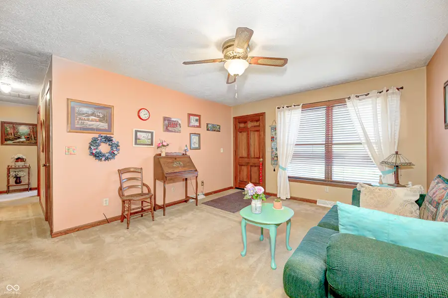 253 N Tennessee Street, Danville, IN 46122 - #3