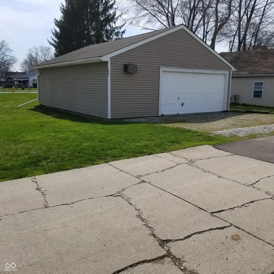 600 Berry Street, Greenfield, IN 46140 - #3