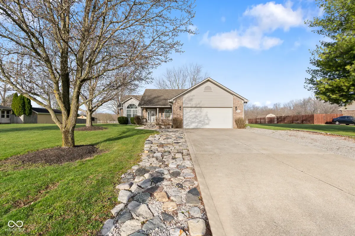 8260 Henderson Ridge Drive, Mooresville, IN 46158 - #1