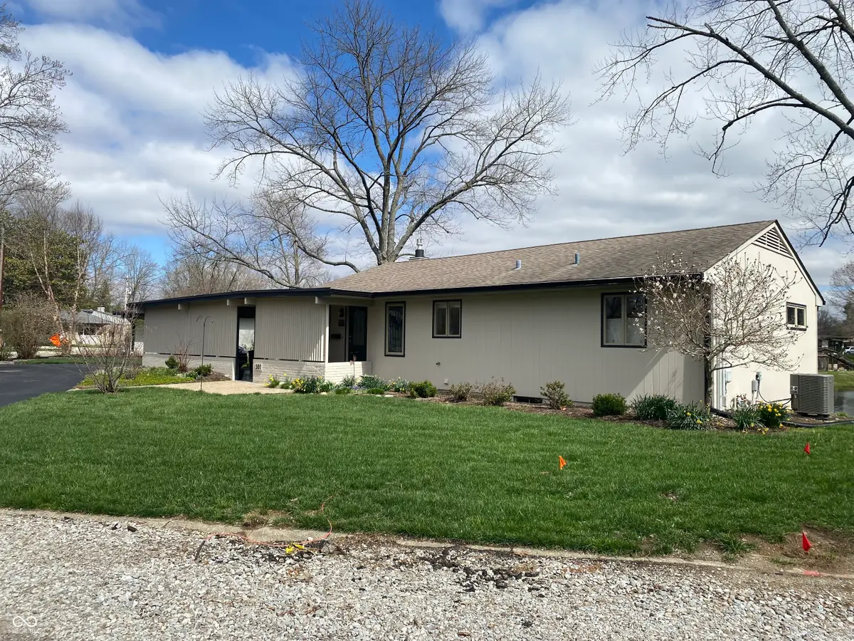 301 Flatrock Drive, Columbus, IN 47201 - #1