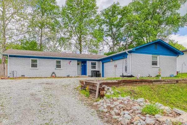 7604 Hillcrest Drive, Mooresville, IN 46158