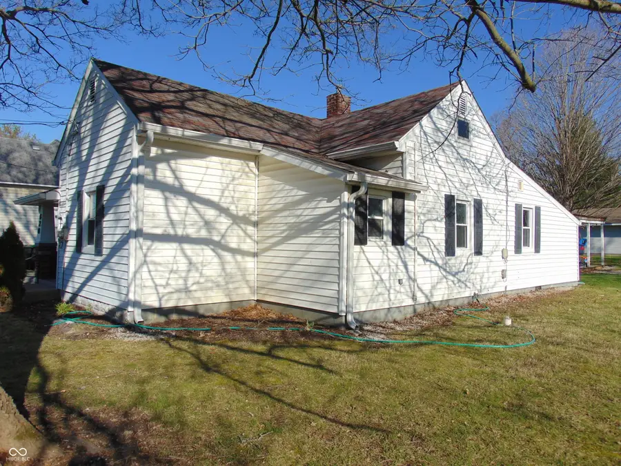 620 Brewer Street, Whiteland, IN 46184 - #3