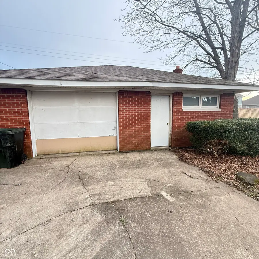 4839 W Oak Drive, New Palestine, IN 46163 - #3