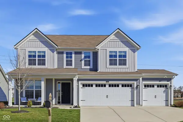 6724 Red Barn Drive, Whitestown, IN 46075