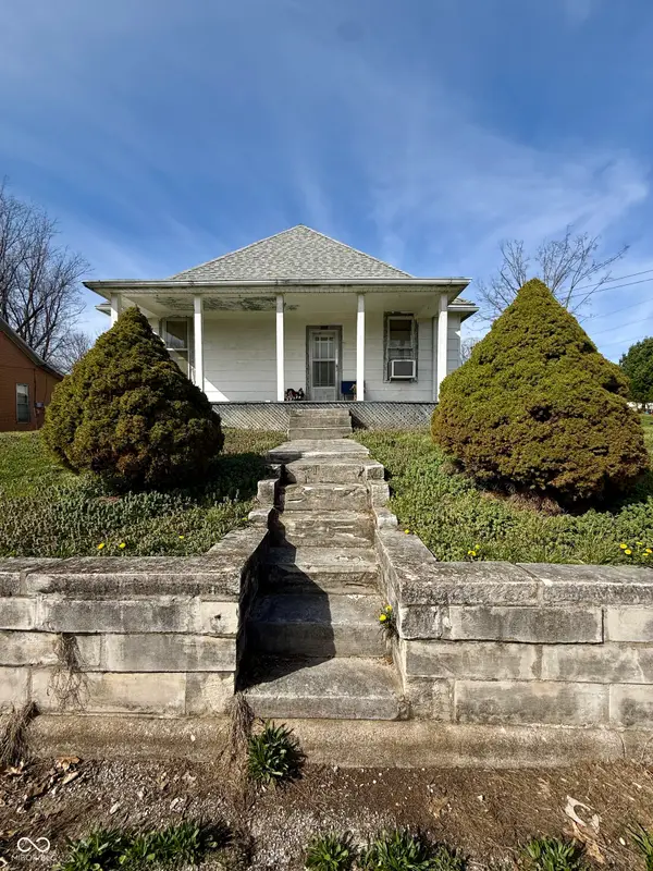 305 6th Street, Oolitic, IN 47451