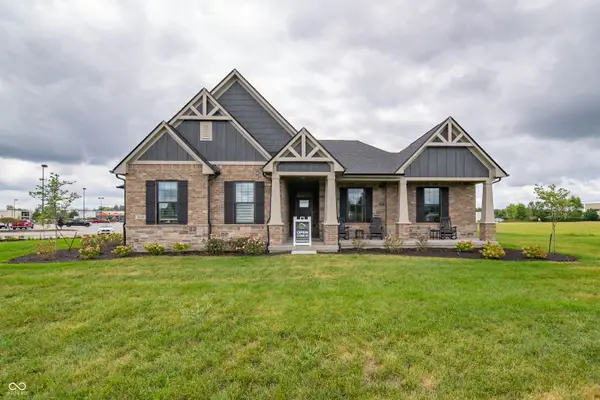 2587 Grey Fox Drive, Martinsville, IN 46151