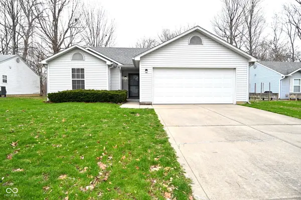 8732 Woodpointe Circle, Indianapolis, IN 46234