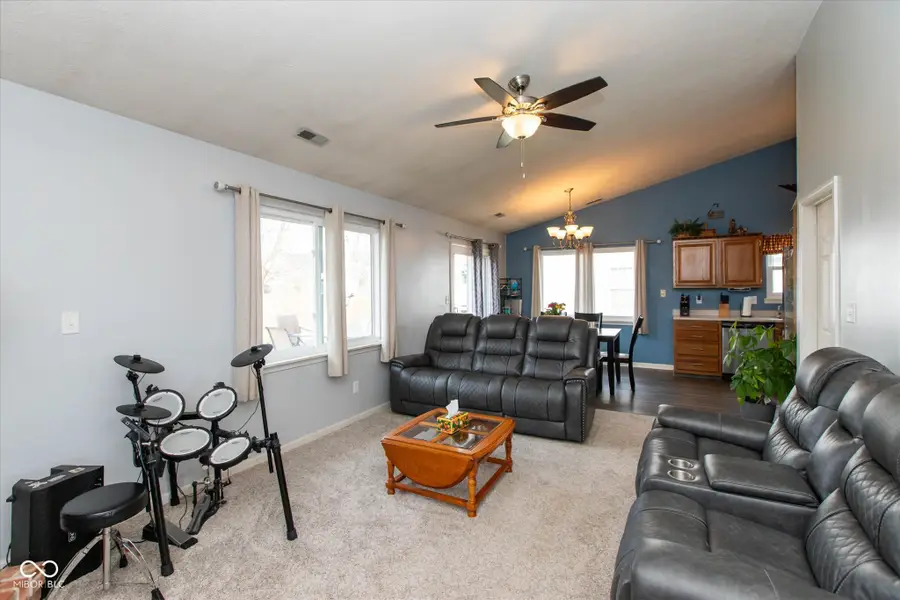 52 Grassy Drive, Whiteland, IN 46184 - #2