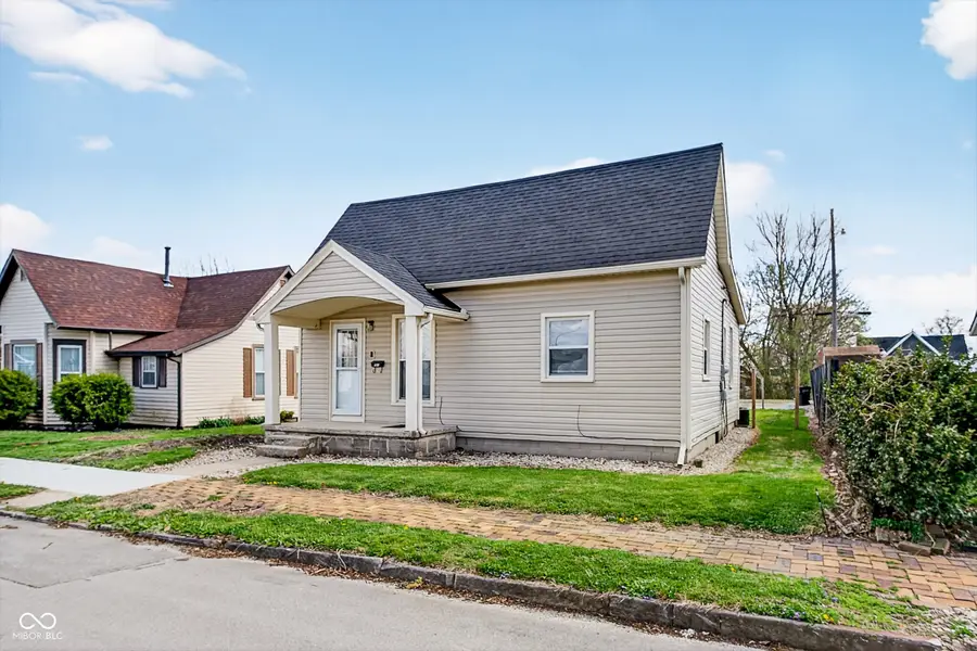 2107 S B Street, Elwood, IN 46036 - #2