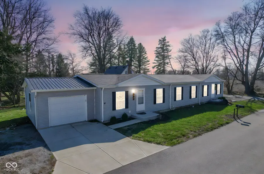 202-204 E 11th Street, Sheridan, IN 46069 - #2