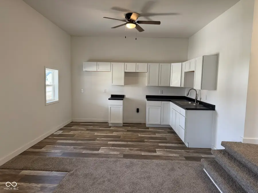 522 N Main Street, Clinton, IN 47842 - #3