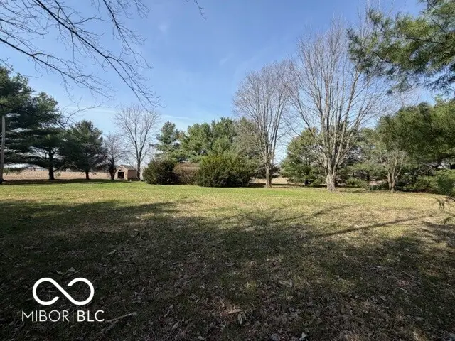 5615 S State Road 13, Lapel, IN 46051 - #1