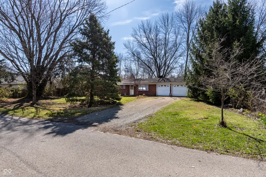 11625 E Welland Street, Cumberland, IN 46229 - #2