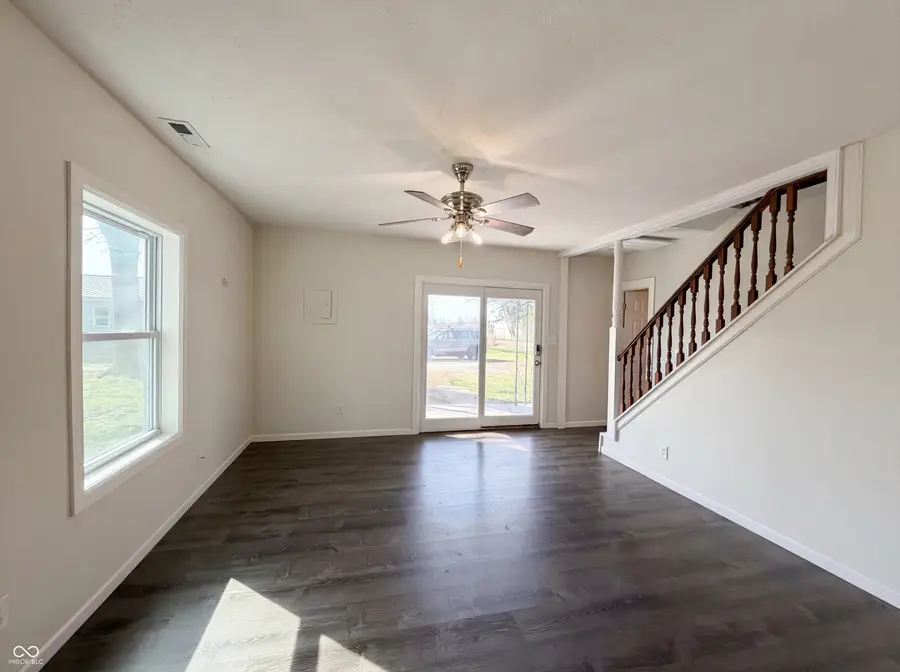 740 1/2 N Main Street, Tipton, IN 46072 - #3