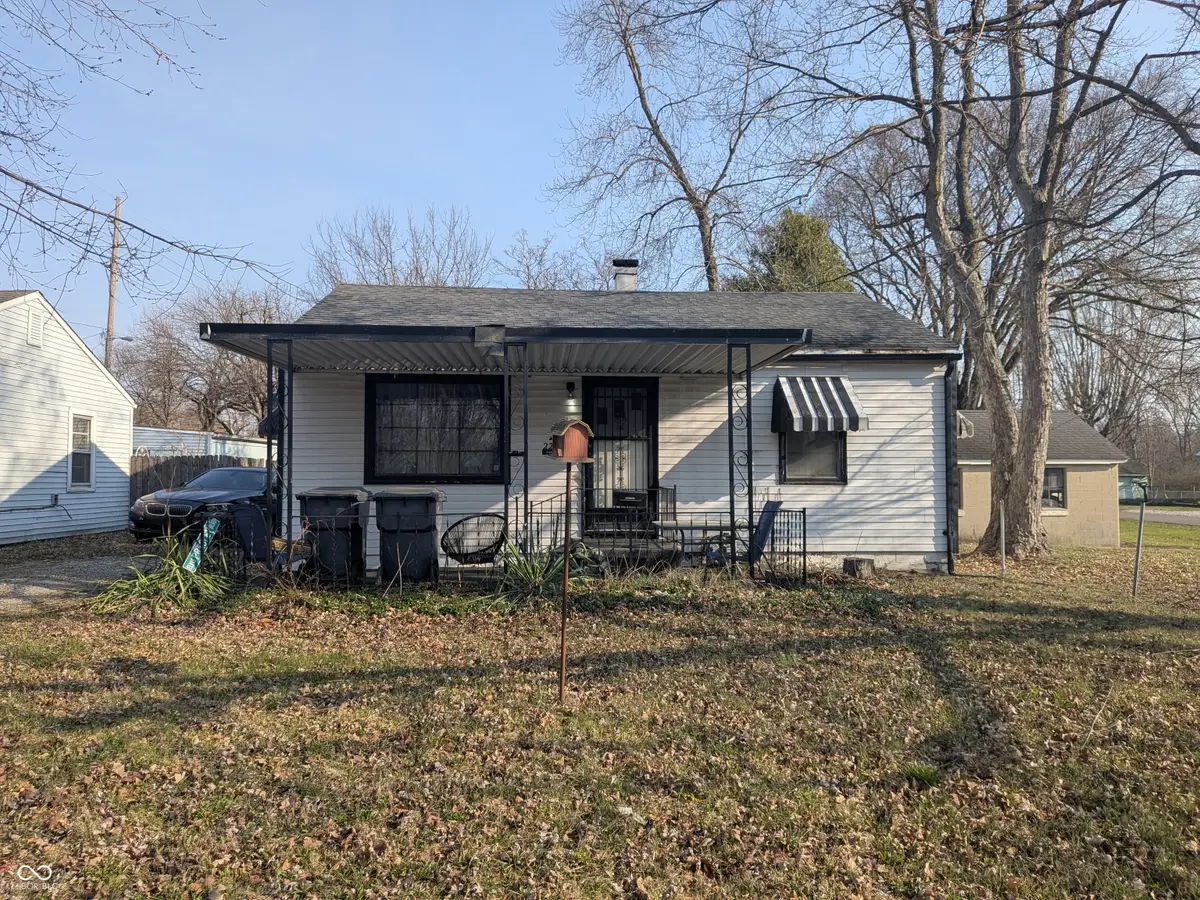 224 E Cross Street, Anderson, IN 46012 - #1