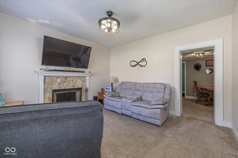 317 S Market Street, Rockville, IN 47872 - #3