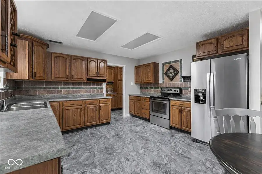 6607 Sonesta Drive, Indianapolis, IN 46217 - #3