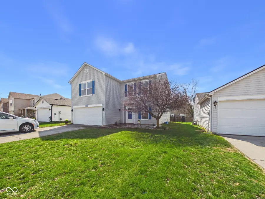 9511 W Quarter Moon Drive, Pendleton, IN 46064 - #2
