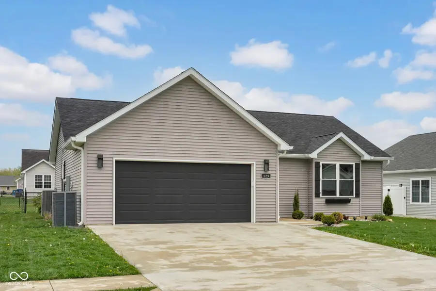 123 Woods Edge Boulevard E, Greencastle, IN 46135 - #3