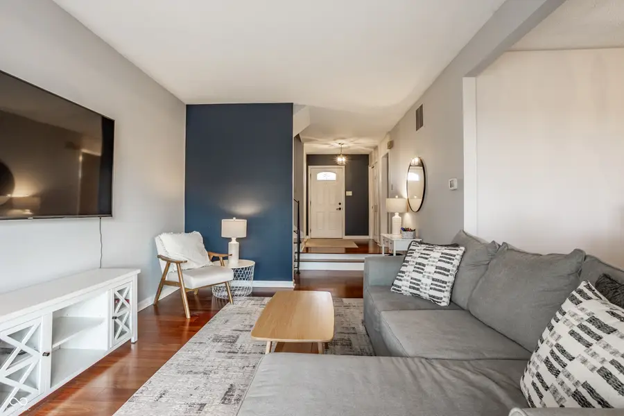 105 Carmelaire Drive, Carmel, IN 46032 - #3