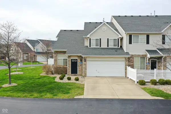8532 Enclave Boulevard, Fishers, IN 46038