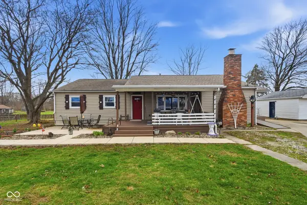 8621 S Cr 800 W, Daleville, IN 47334