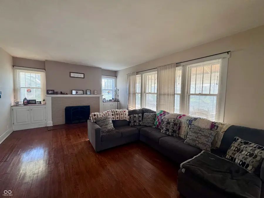 7 S Bloomington Street, Greencastle, IN 46135 - #3