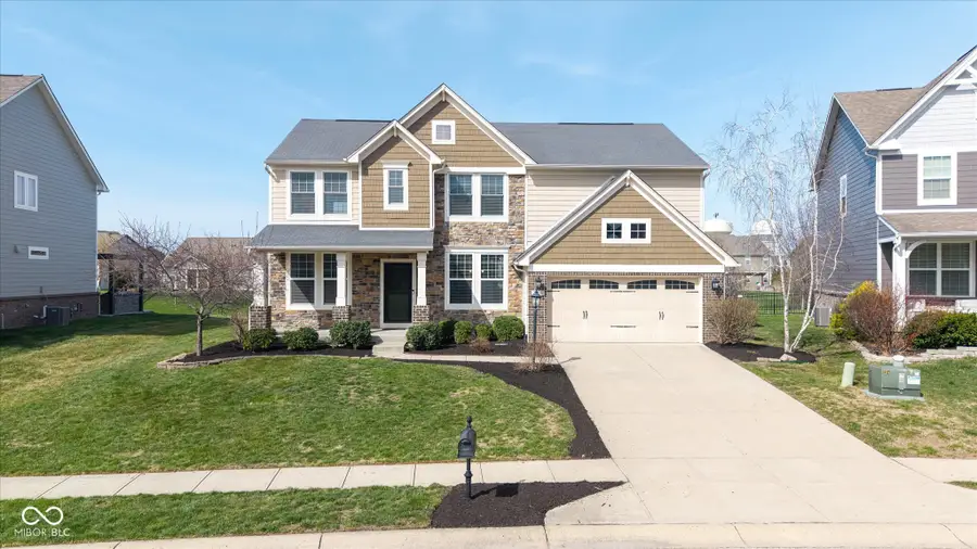 2394 Woodcreek Crossing Boulevard, Avon, IN 46123 - #2