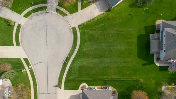 3210 Overlook Court, Columbus, IN 47203