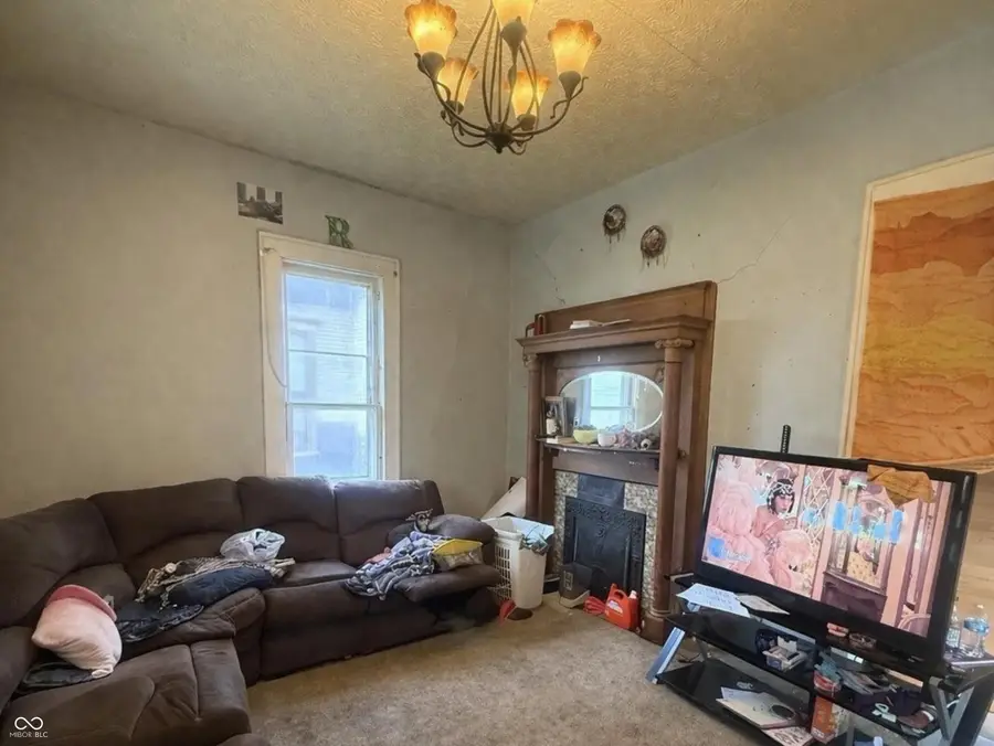 320 N Vine Street, Muncie, IN 47305 - #2