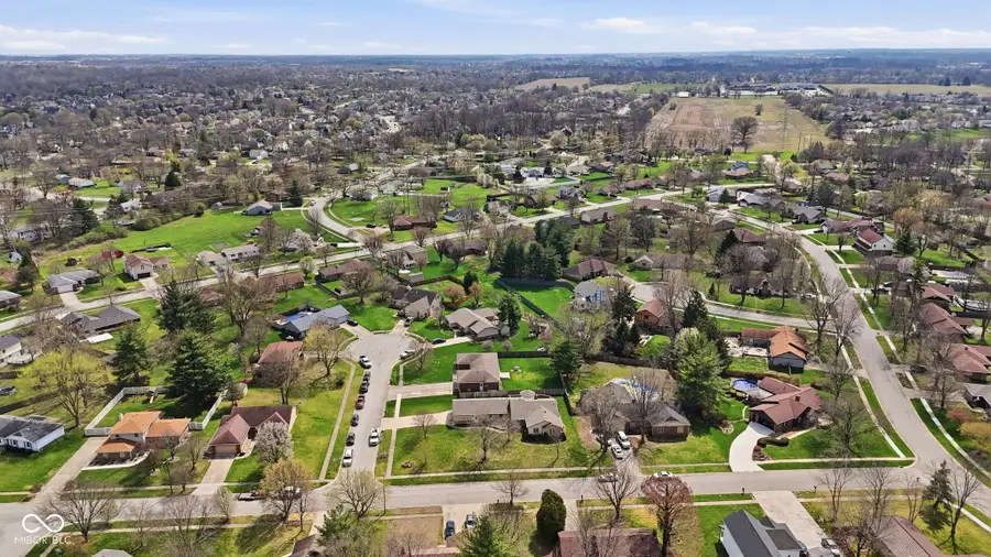 1373 Echo Bend Street, Greenwood, IN 46142 - #3