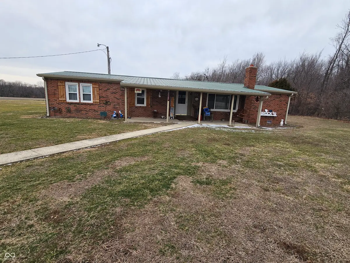7466 S State Road 75, Coatesville, IN 46121 - #1
