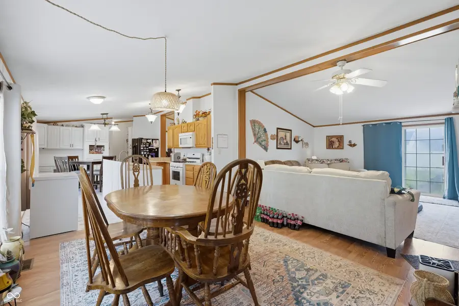 3336 Fall Valley Drive, Columbus, IN 47203 - #3