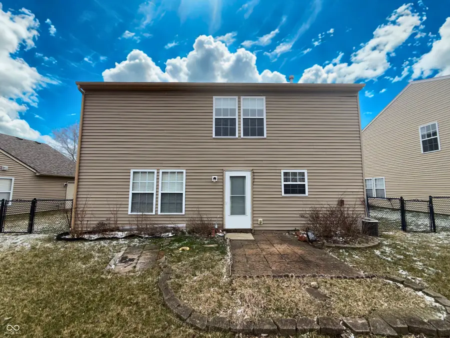 5804 Grassy Bank Drive, Indianapolis, IN 46237 - #2